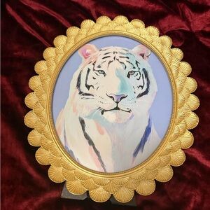 Rachel Ashwell Shabby Chic Gold Scalloped Oval Frame with White Tiger Portrait